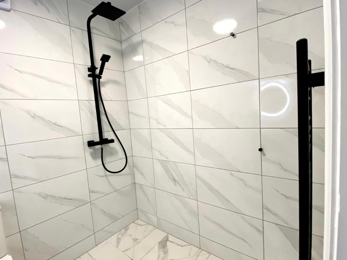 WellingFlat 5 The Old Clinicアパートメント エクステリア 写真